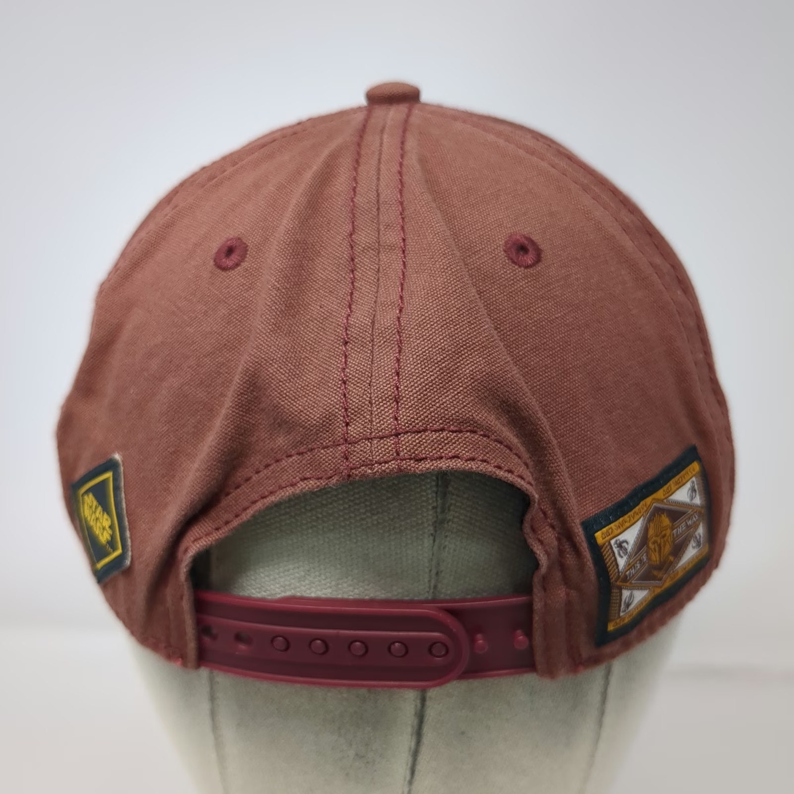 Heroes & Villains Snapback Red One Size Star Wars Mandalorian Mandore Armory Hat — image 6 of 8